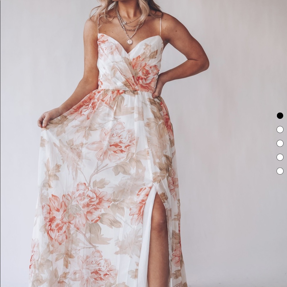 Floral Maxi Dress - Picture 1 of 8